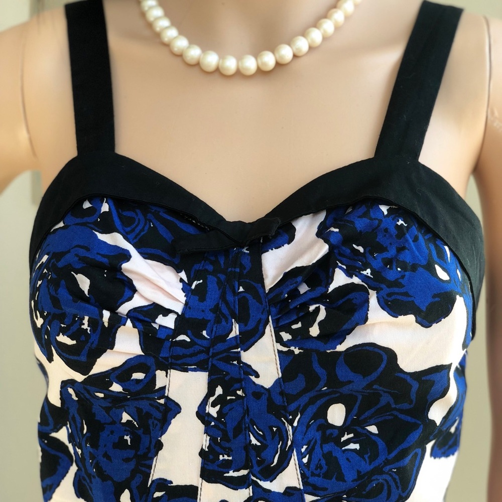 Dress - Picture 3 of 5
